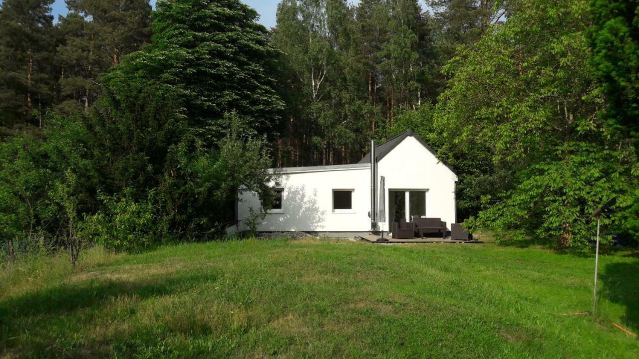 Cottage Am Wald Bei Berlin Falkensee Exterior photo